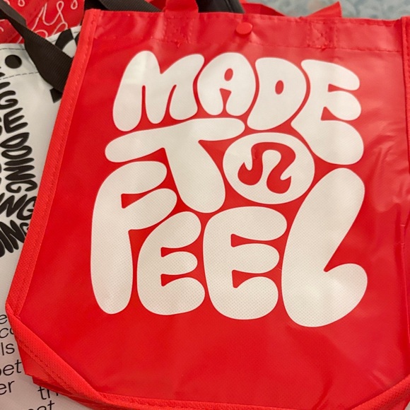 Lululemon inspiration bag bundle 3 shop totes - Picture 4 of 9